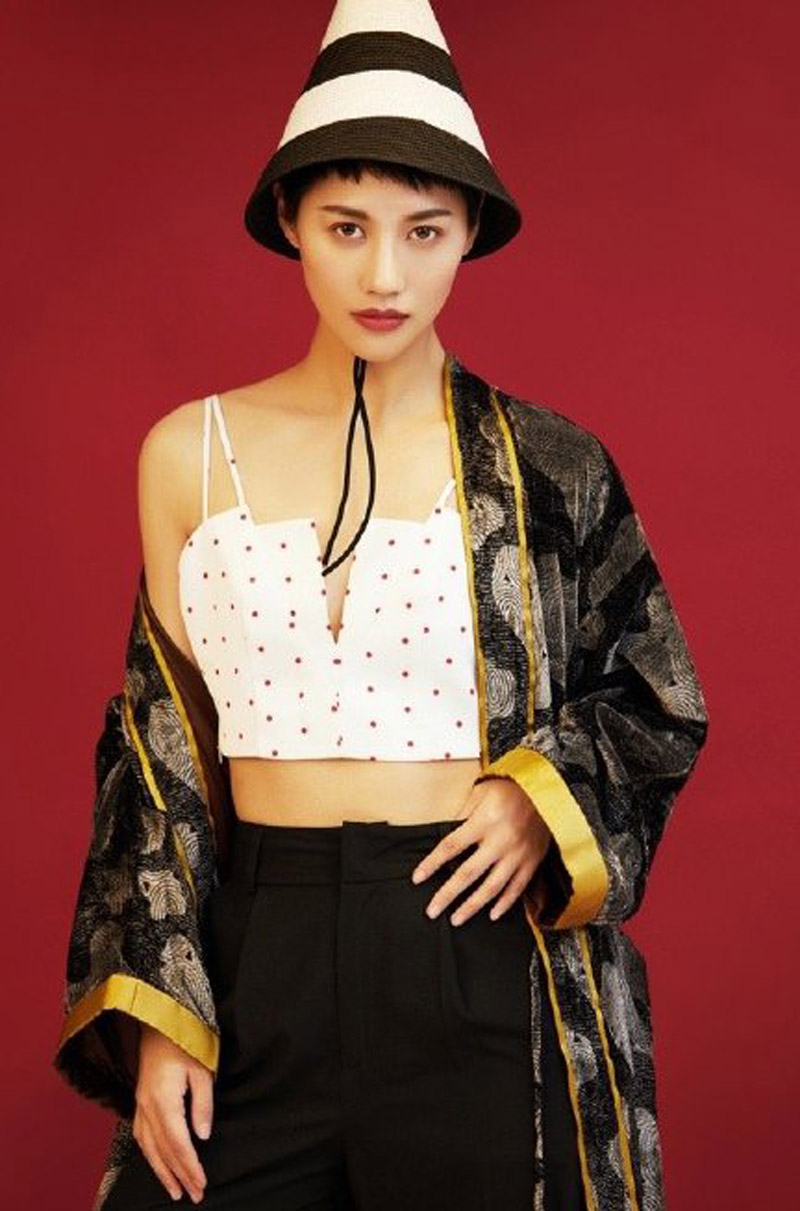 中国内地浙江临安女演员董琦淡雅脱俗图片图片
