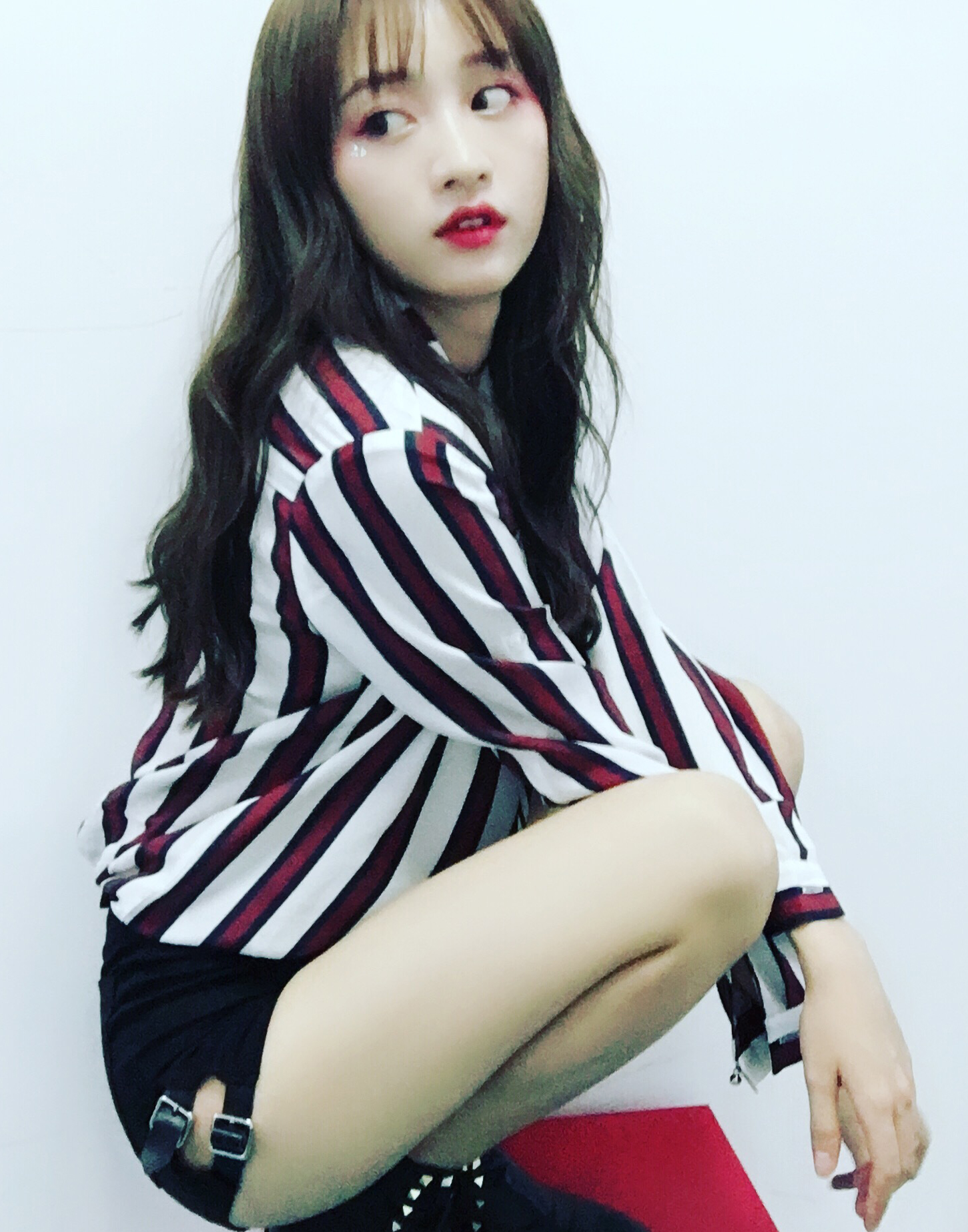 中国江苏南京，歌手、演员SNH48黄婷婷清新灵动写真图片图片