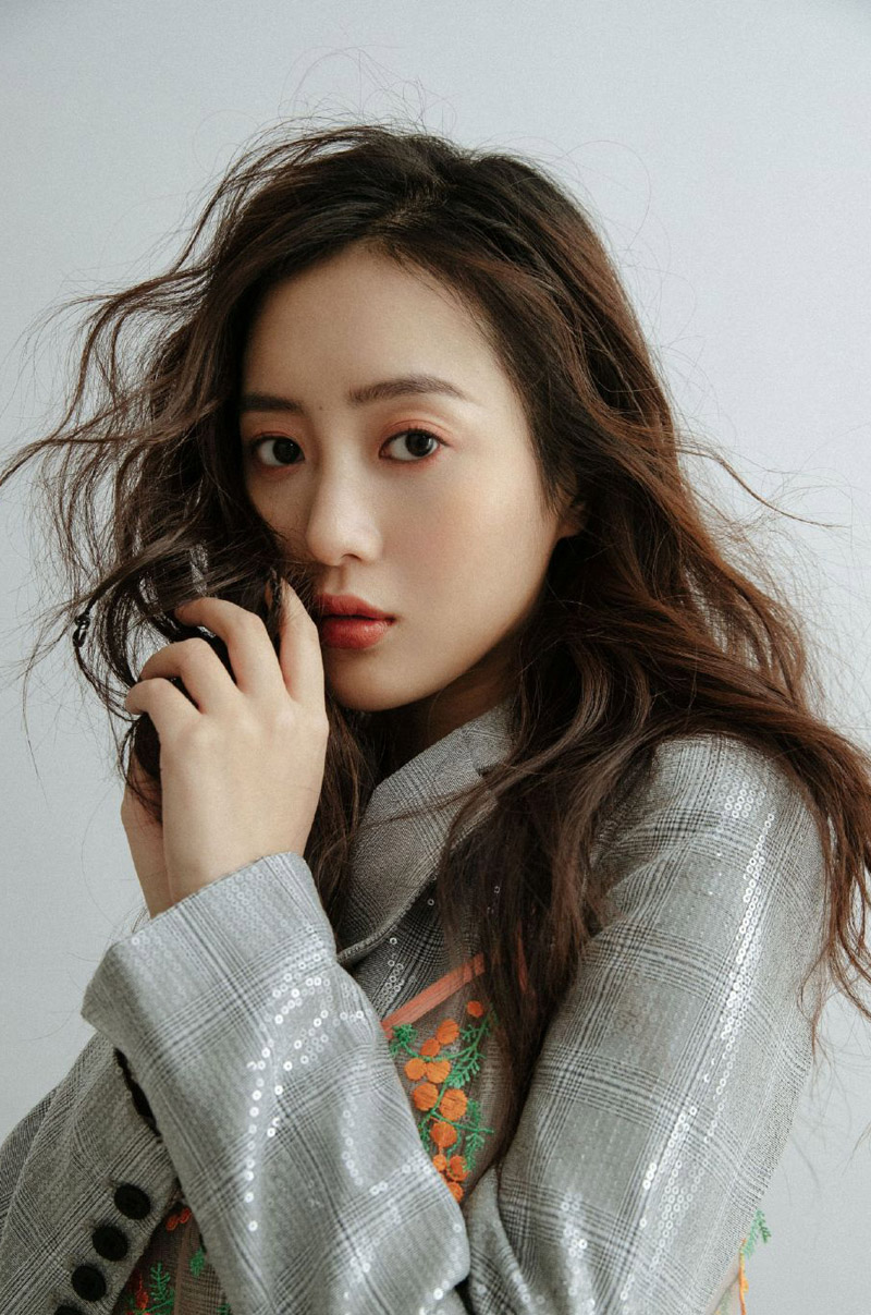 高清中国内地美女王梓薇优雅妩媚时尚写真大片图片