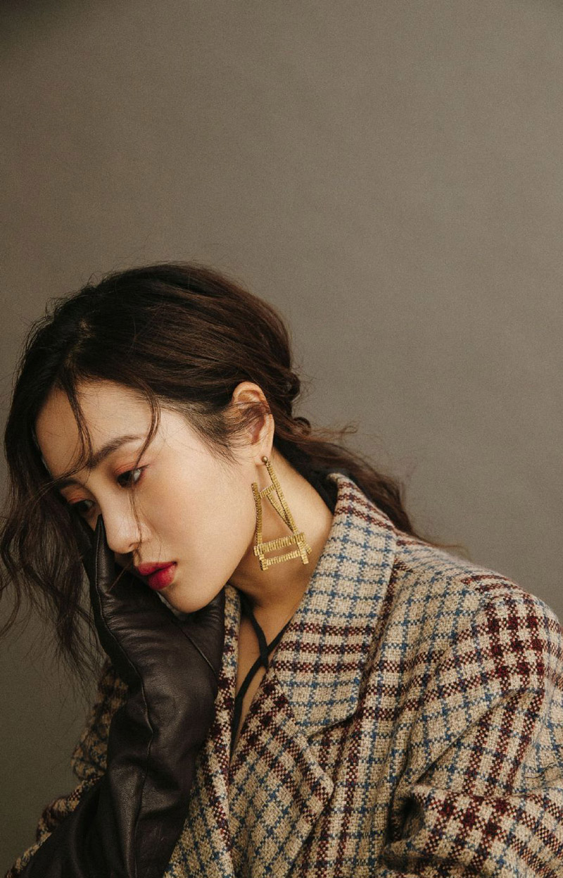 高清中国内地美女王梓薇优雅妩媚时尚写真大片图片