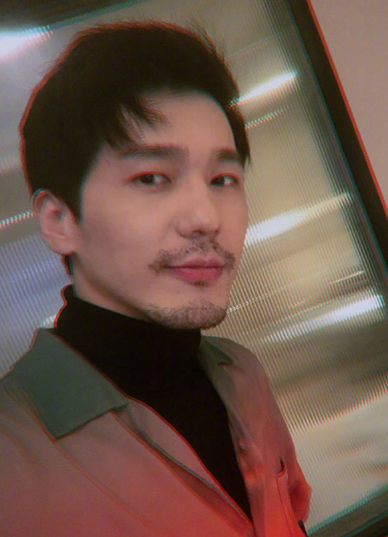 高清陕西省西安市男明星白宇文艺复古写真图片图片