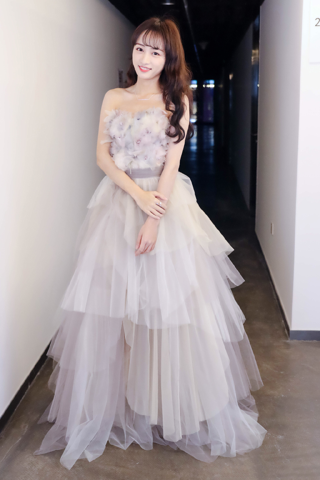 中国江苏南京，歌手、演员SNH48黄婷婷清新灵动写真图片图片
