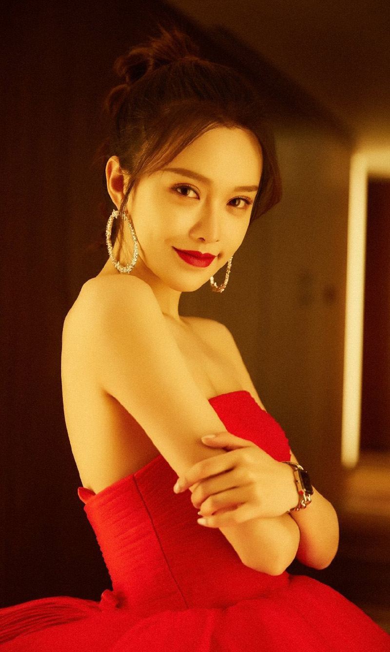 高清北京美女黄一琳休闲时尚机场照图片图片