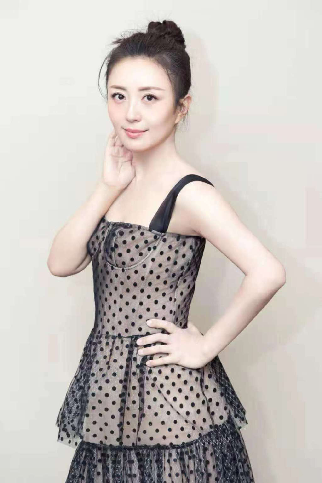中国吉林省吉林著名的影视女演员杨童舒清新甜美写真图片图片 中国吉林省吉林著名的影视女演员杨童舒清新甜美写真图片图片
