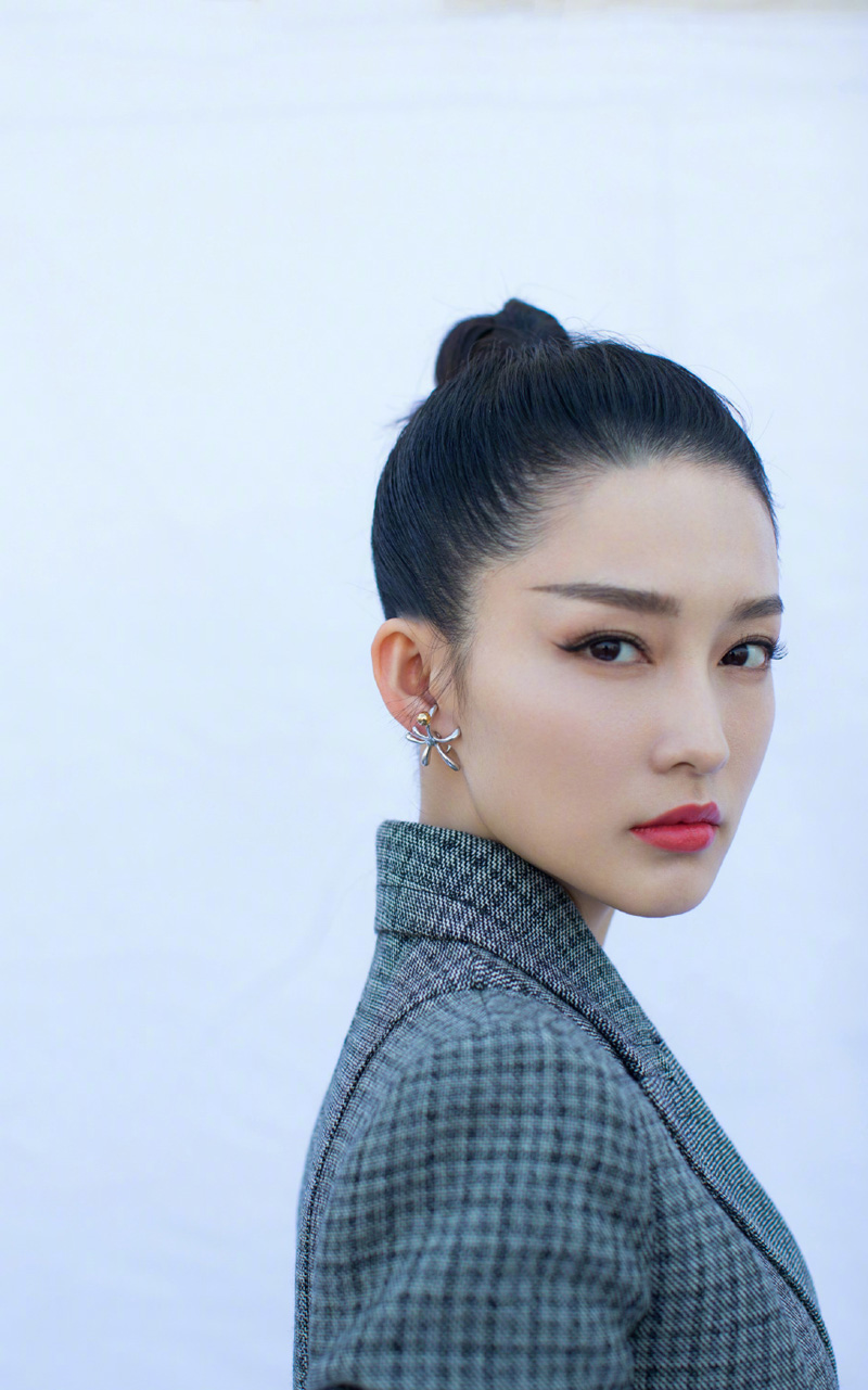 李沁图片