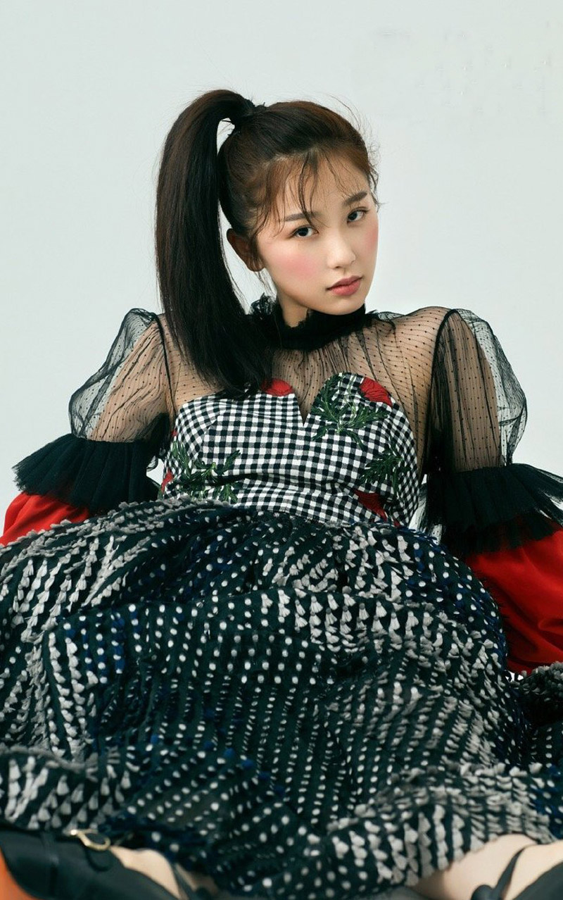 高清中国内地美女虞书欣甜美运动风写真图片图片