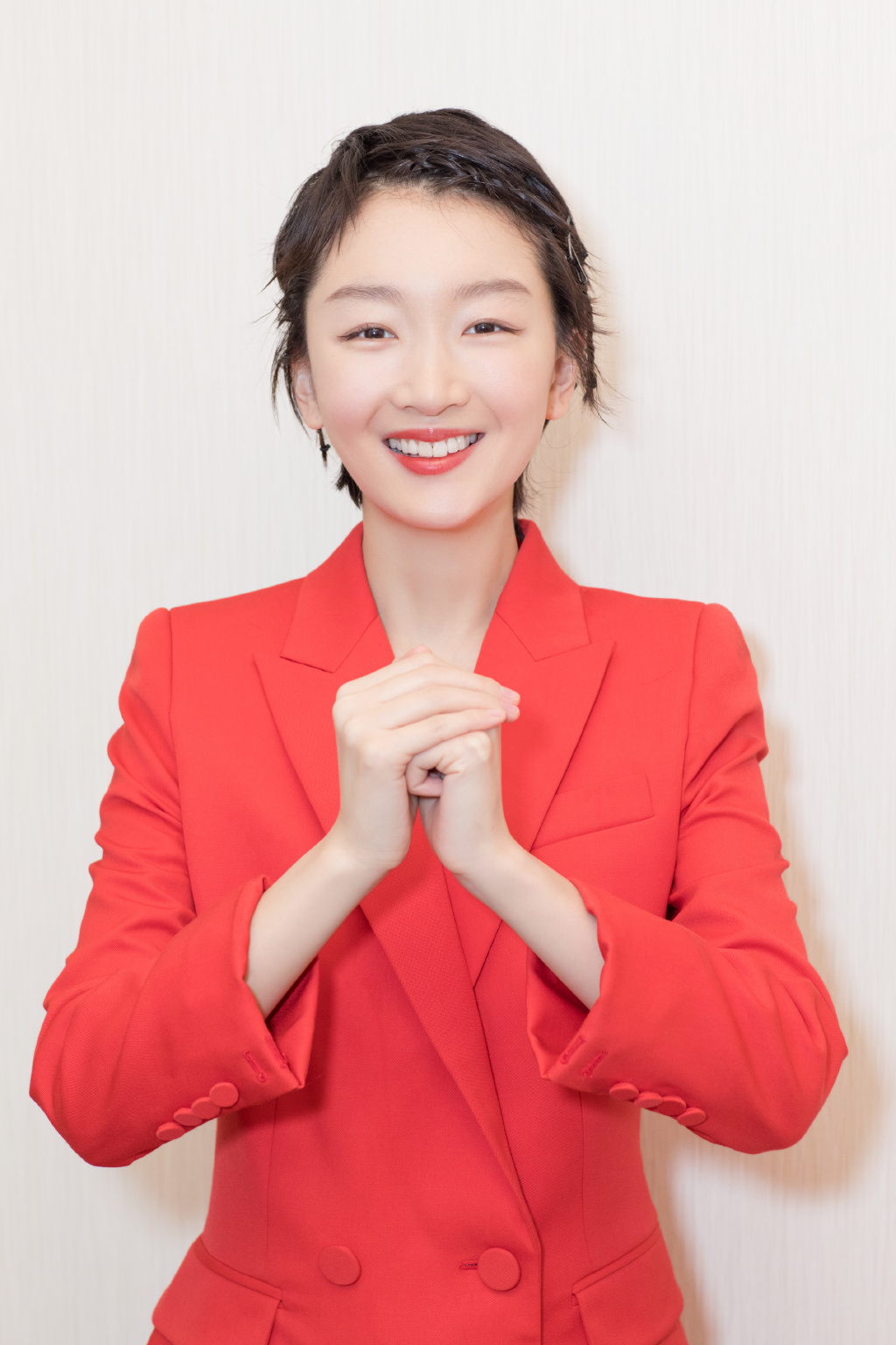 高清中国内地影视河北省石家庄女演员周冬雨纯白甜美唯美高清桌面壁纸图片