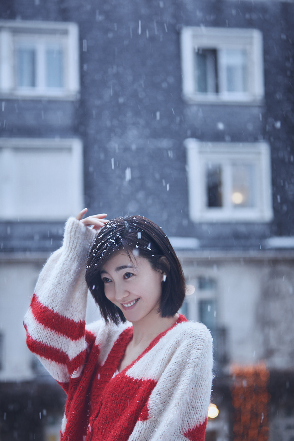 王丽坤清新甜美户外写真图片图片