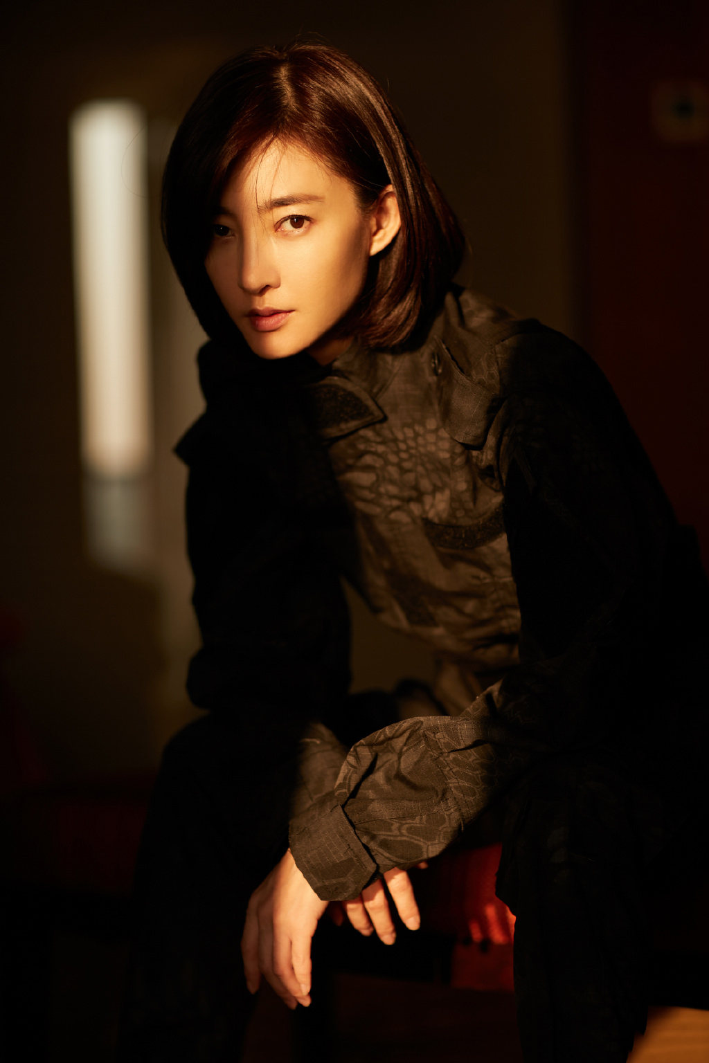 王丽坤性感干练活动写真图片图片