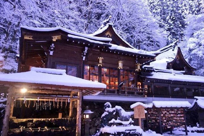 王丽坤清纯靓丽雪景写真图片图片