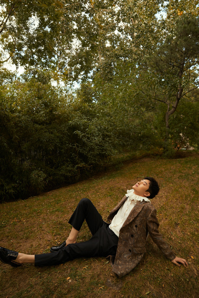中国籍男歌手周觅时尚魅力复古写真图片图片 中国籍男歌手周觅时尚魅力复古写真图片图片