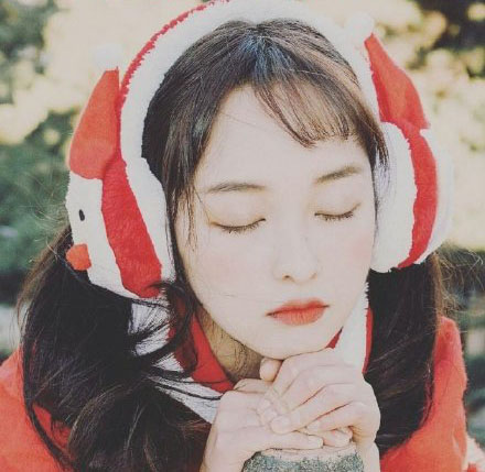 高清韩国女演员美女韩星金宝罗俏皮可爱写真图片图片