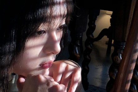 高清韩国女演员美女韩星金宝罗俏皮可爱写真图片图片