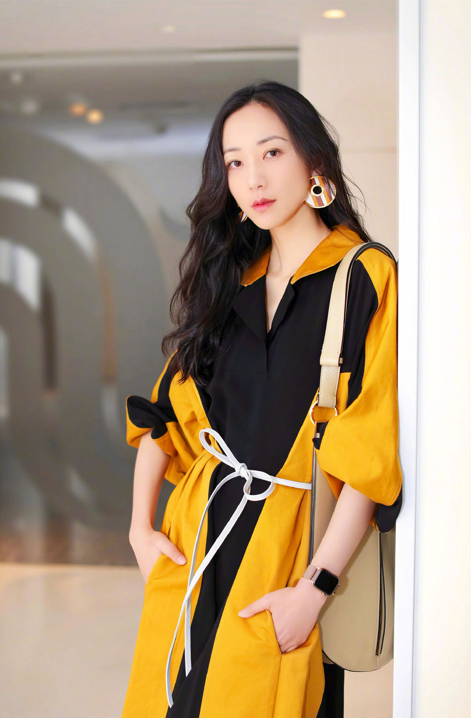 中国大陆江苏省苏州知名女演员韩雪高贵优雅活动写真图片图片
