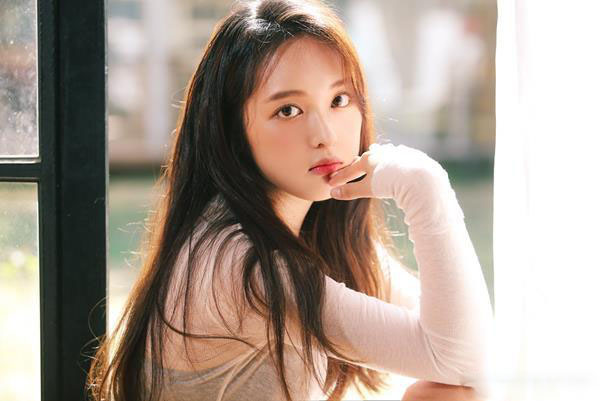 高清韩国女演员美女韩星金宝罗俏皮可爱写真图片图片