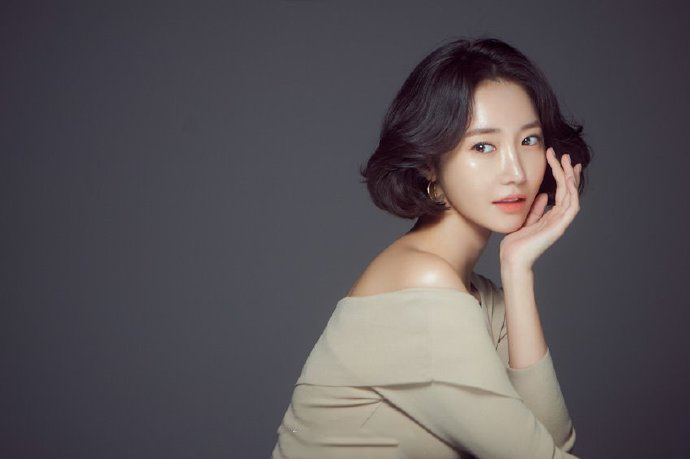 韩国首尔女演员模特高俊熙写真床上诱惑图片 韩国首尔女演员模特高俊熙写真床上诱惑图片