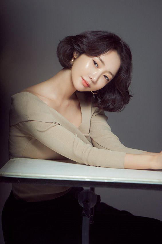 韩国首尔女演员模特高俊熙写真床上诱惑图片 韩国首尔女演员模特高俊熙写真床上诱惑图片