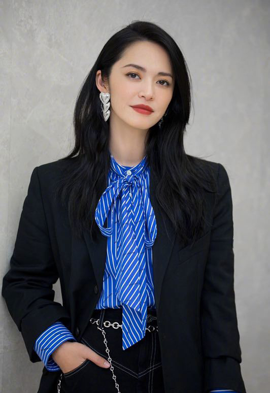 姚晨成熟干练新剧发布会写真图片图片