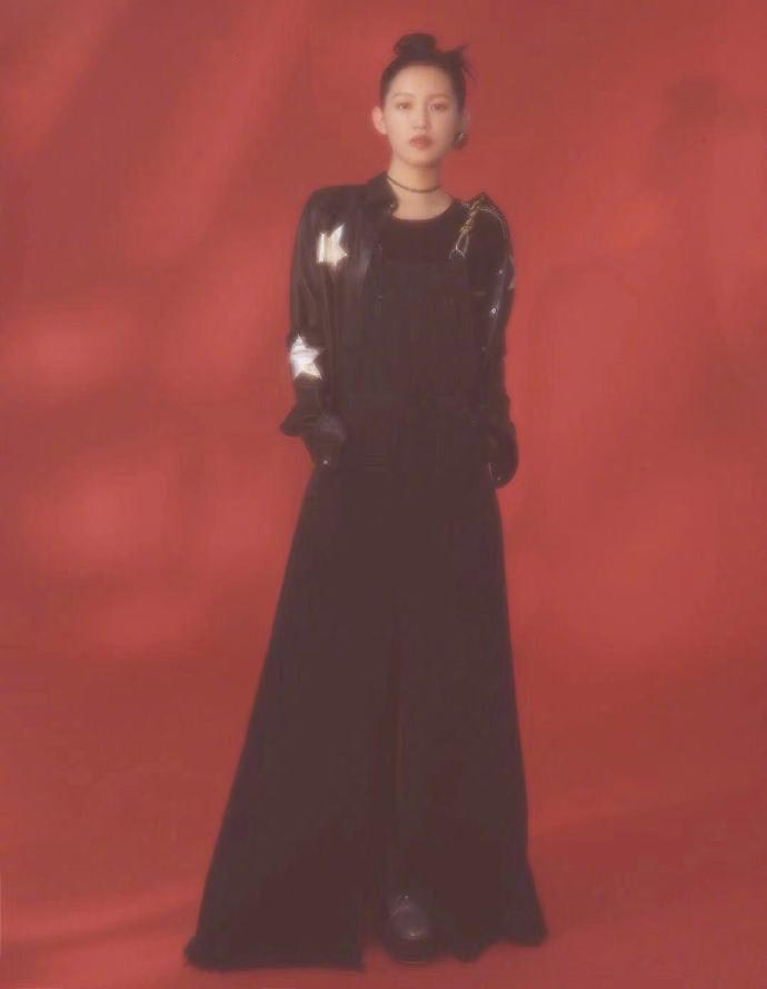 高清湖南衡阳美女苏青鬼马俏皮时尚杂志写真图片图片