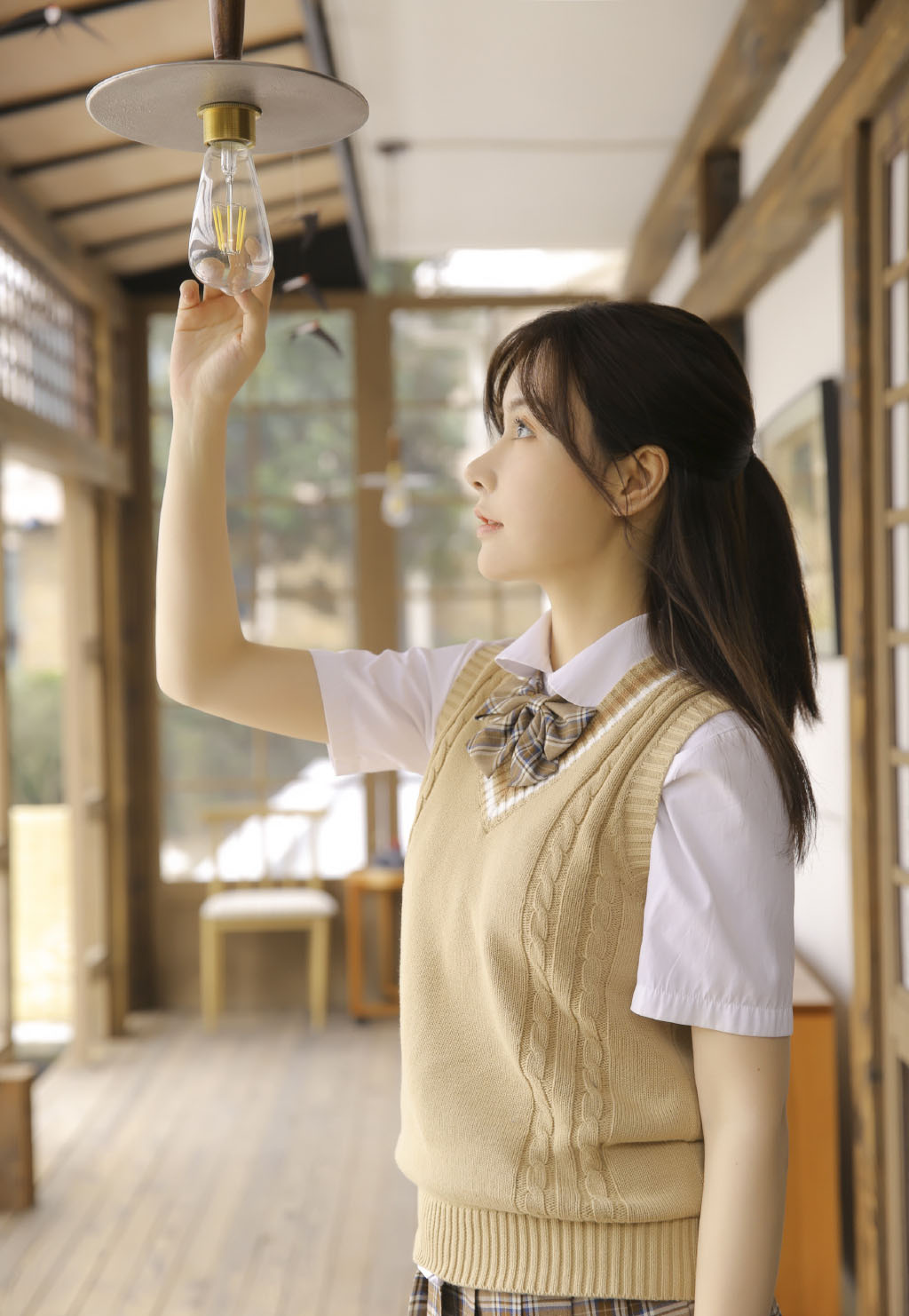 高清中国内地哈尔滨女演员刘威葳慵懒居家写真图片图片