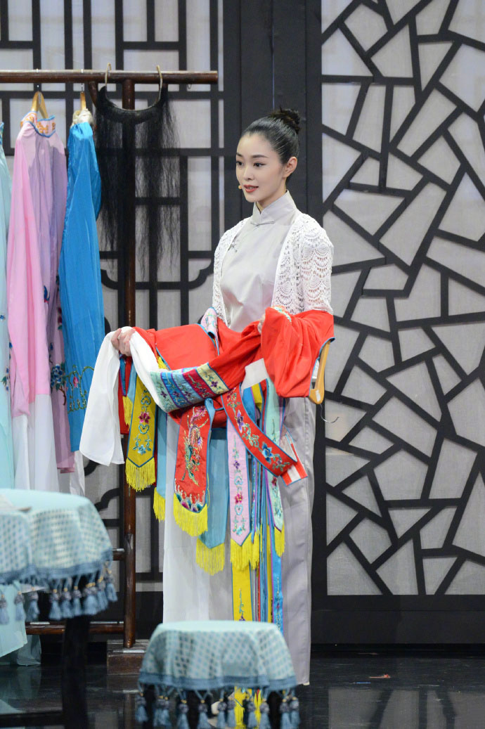 明星居家综艺刘欢《我就是演员》高清剧照图片图片