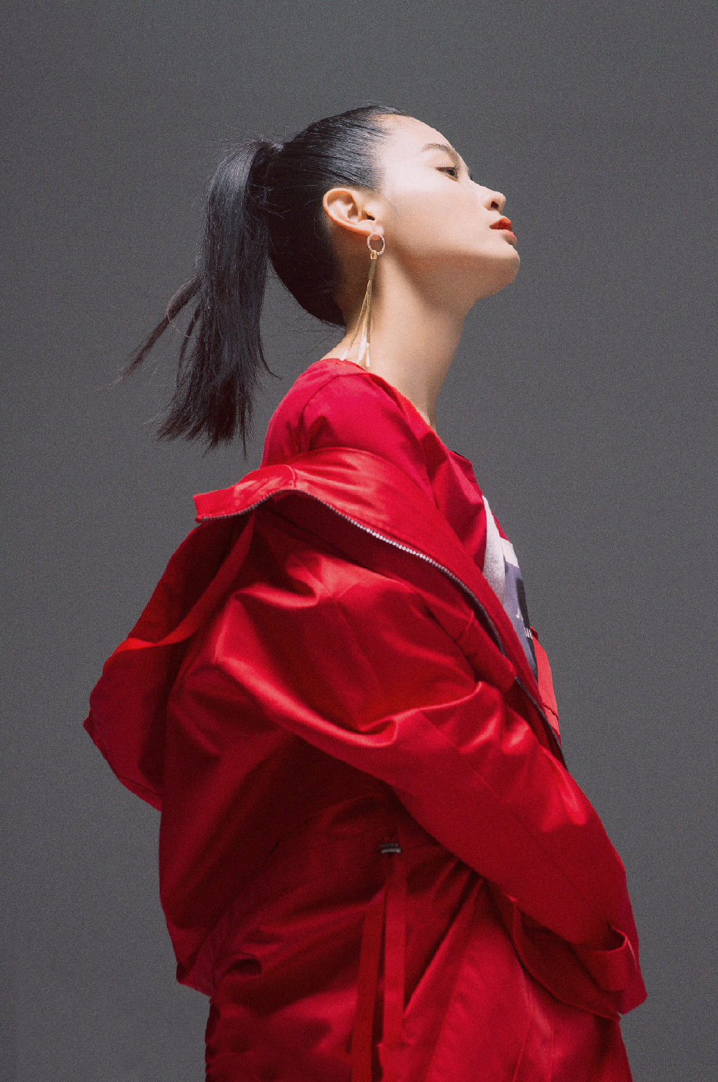 中国内地辽宁省沈阳女演员屈菁菁性感时尚魅力写真图片图片