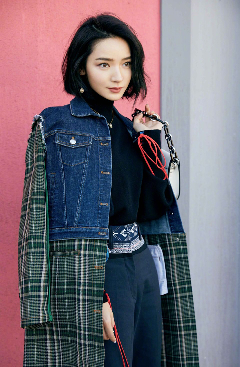 中国内地影视新疆乌鲁木齐女演员代斯MAHB年度先生盛典优雅写真图片图片