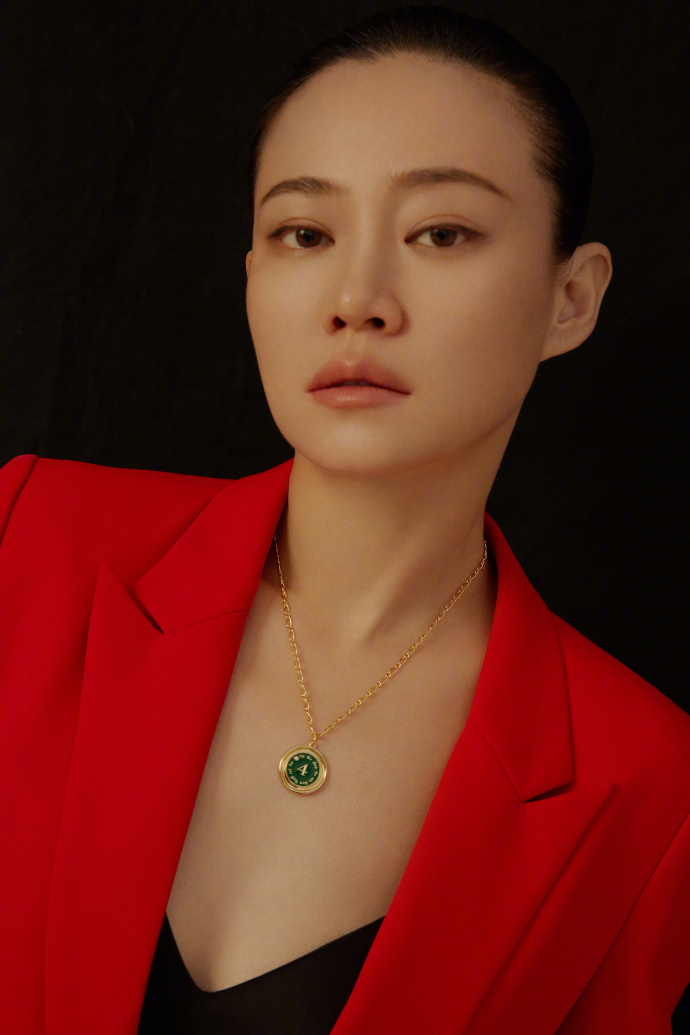 谭卓图片