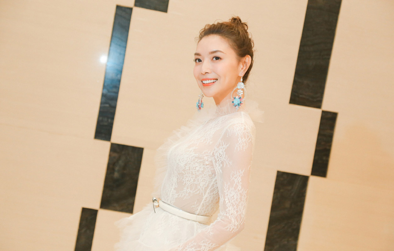 辽宁大连主持人女演员栗坤《跨界歌王3》唯美优雅图片图片