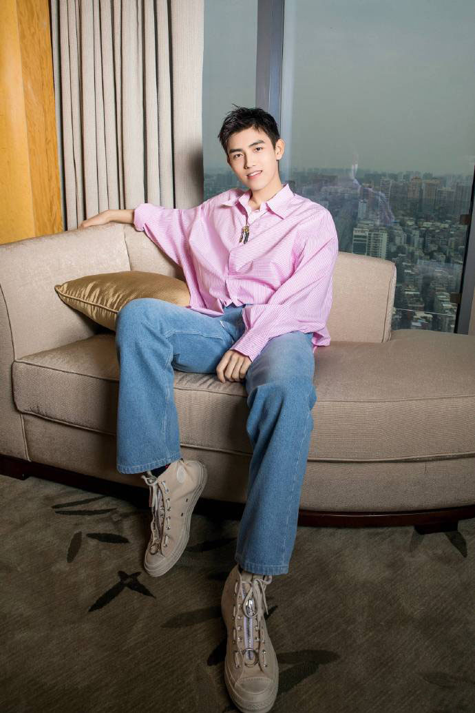 高清中国内地男演员陈飞宇阳光帅气时尚写真图片图片