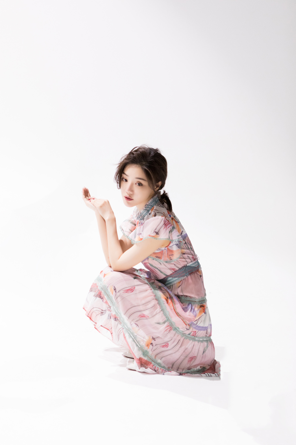 中国四川内江女演员邓家佳可爱时尚美女明星个性写真图片图片