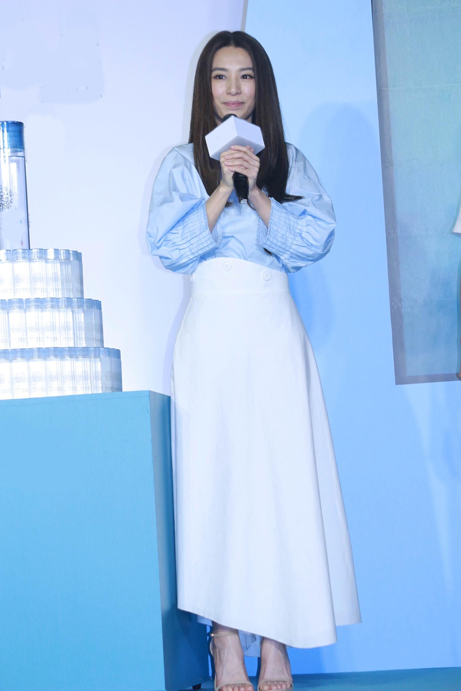 大陆台湾省新竹女演员田馥甄森女系性感杂志大片写真图片图片