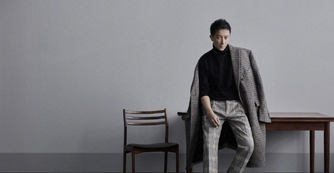 中国内地男演员吴磊酷帅有型写真桌面壁纸图片 中国内地男演员吴磊酷帅有型写真桌面壁纸图片