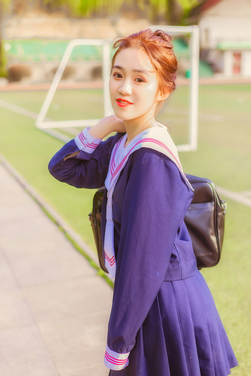 丸子头美少女水手服校园写真图片图片