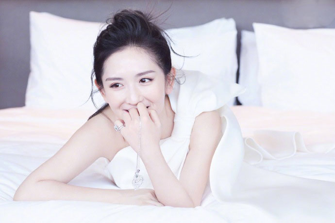 谢娜节目掐黄磊女儿 不当举动遭炮轰图片