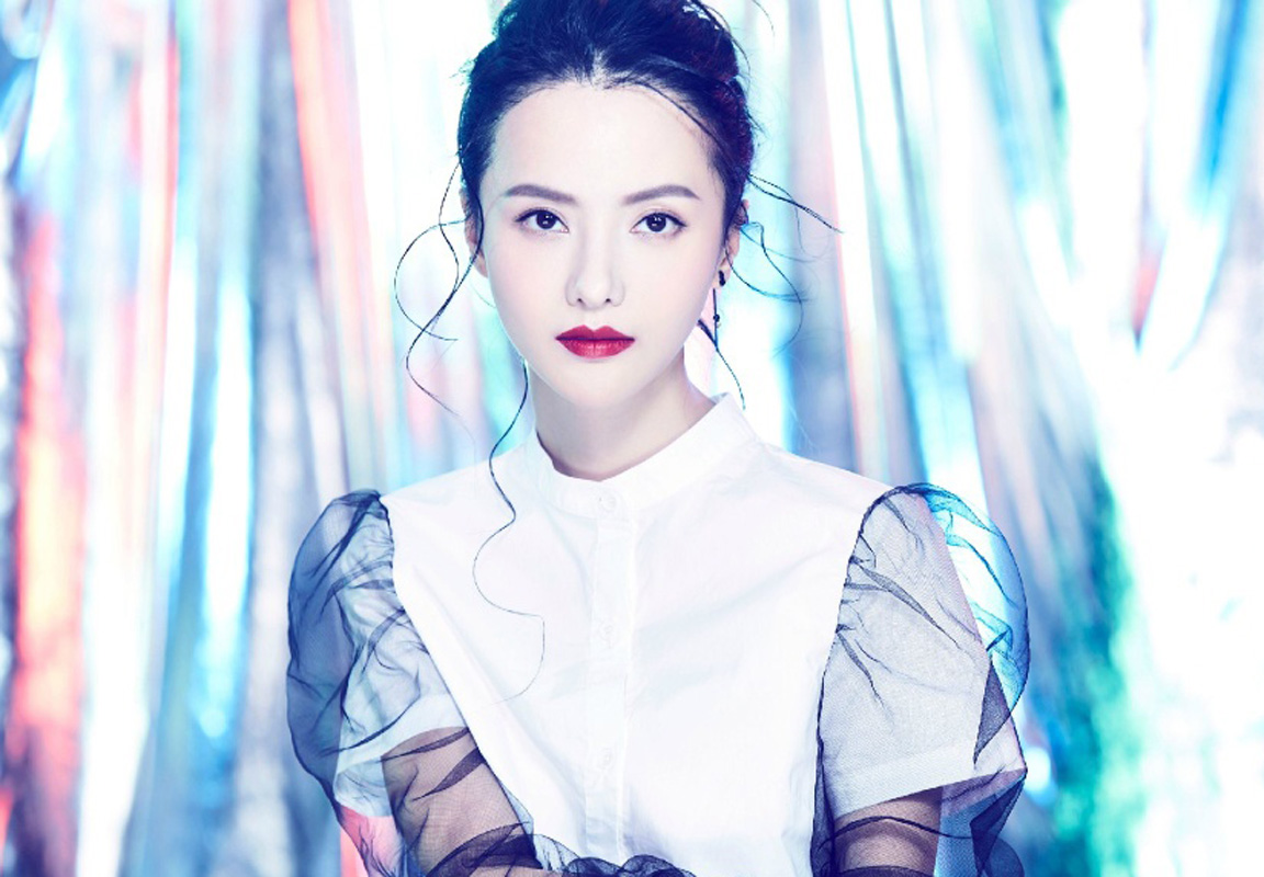 张芷溪清新甜美写真图片图片