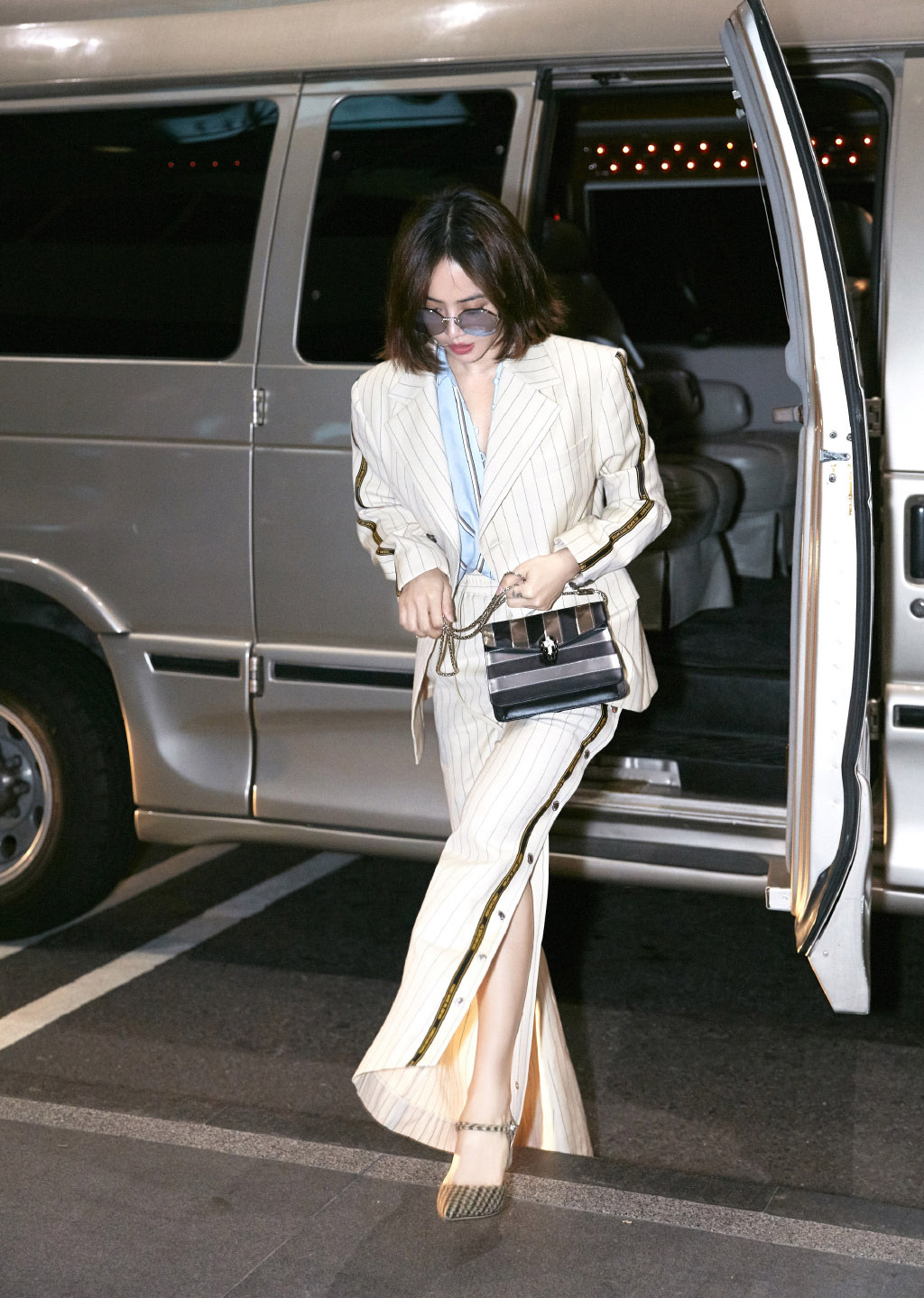 蔡依林MV化身百变女王 时尚秀美背图片 蔡依林写真图片图片
