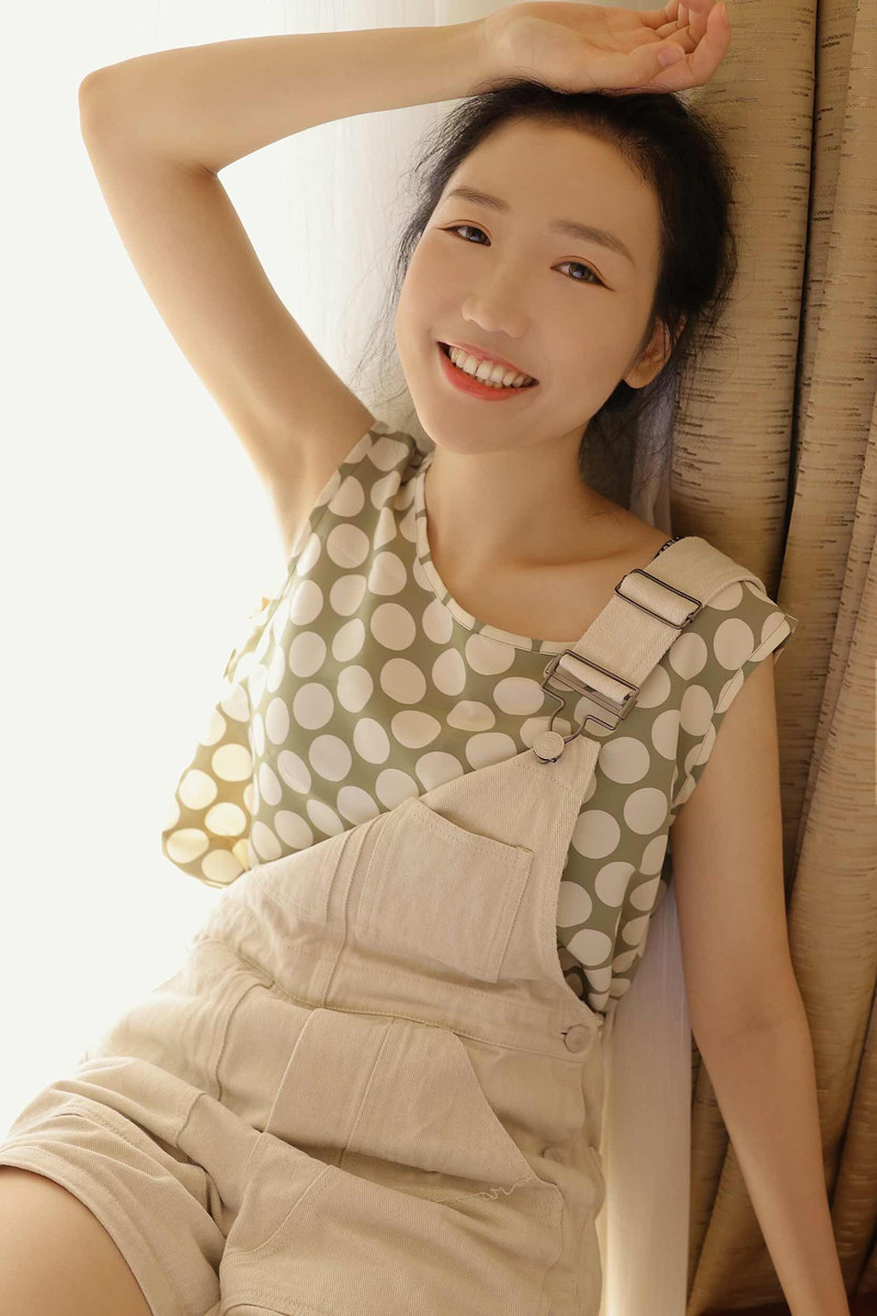高清台湾女明显应采儿性感写真图片桌面壁纸图片