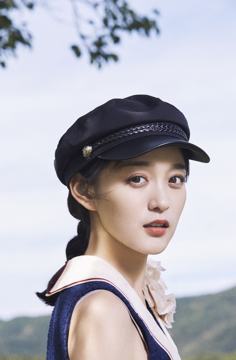 高清中国内地女演员平面模特何泓姗唯美婚纱写真图片图片