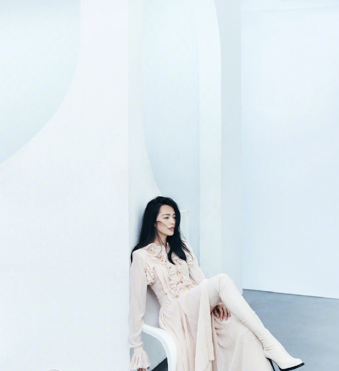 姚晨美艳时尚大片写真图片图片 姚晨美艳时尚大片写真图片图片
