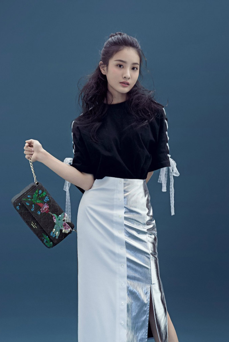 高清中国内地北京女演员赖雨濛时尚俏丽写真桌面壁纸图片