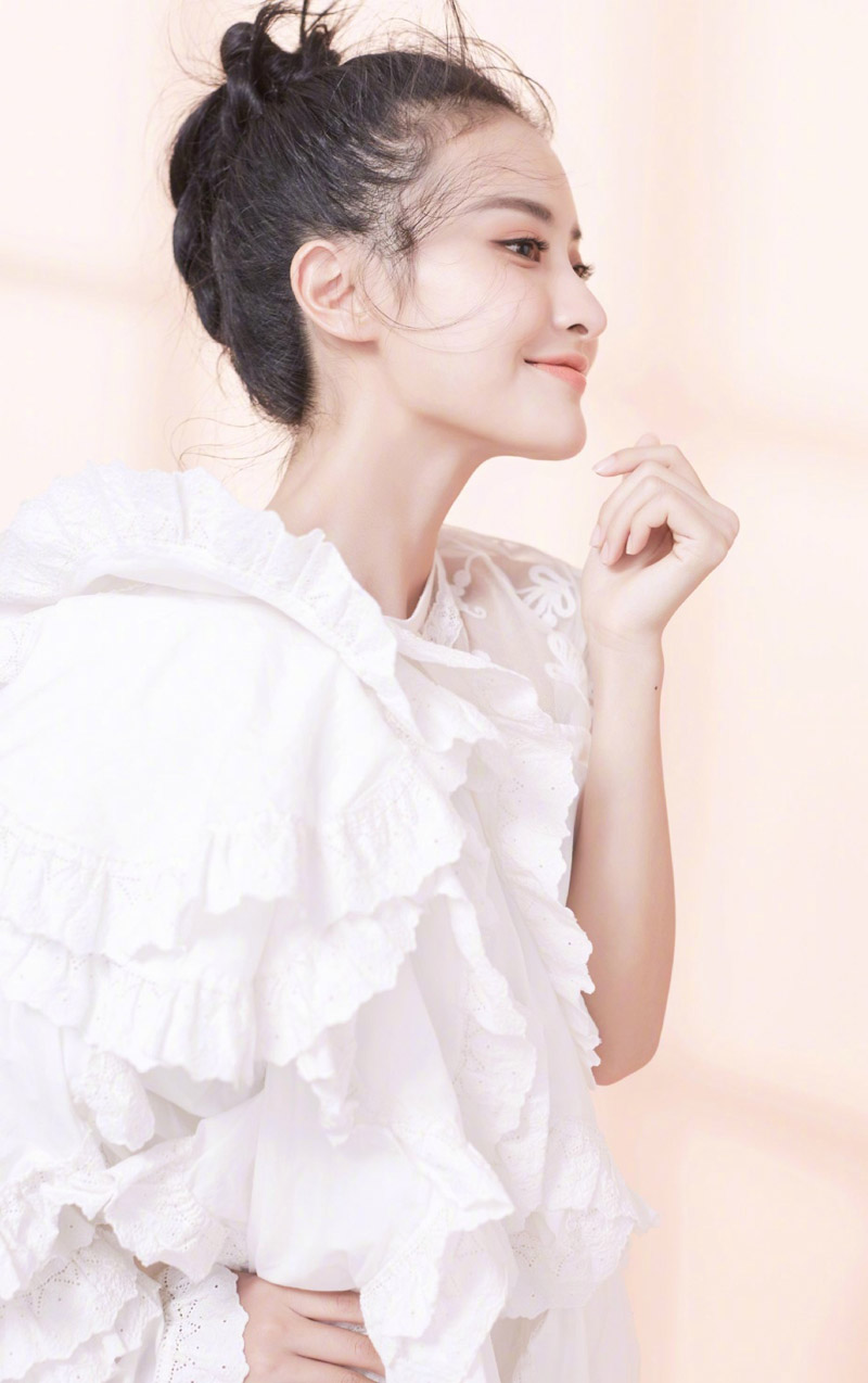 高清中国内地北京女演员赖雨濛性感光影写真图片图片