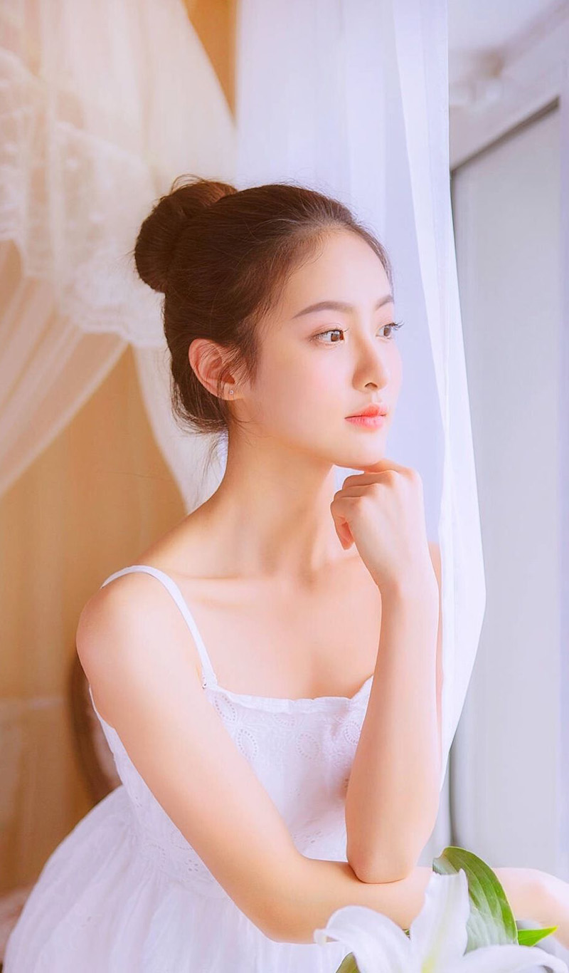 高清中国内地北京女演员赖雨濛优雅迷人写真图片图片