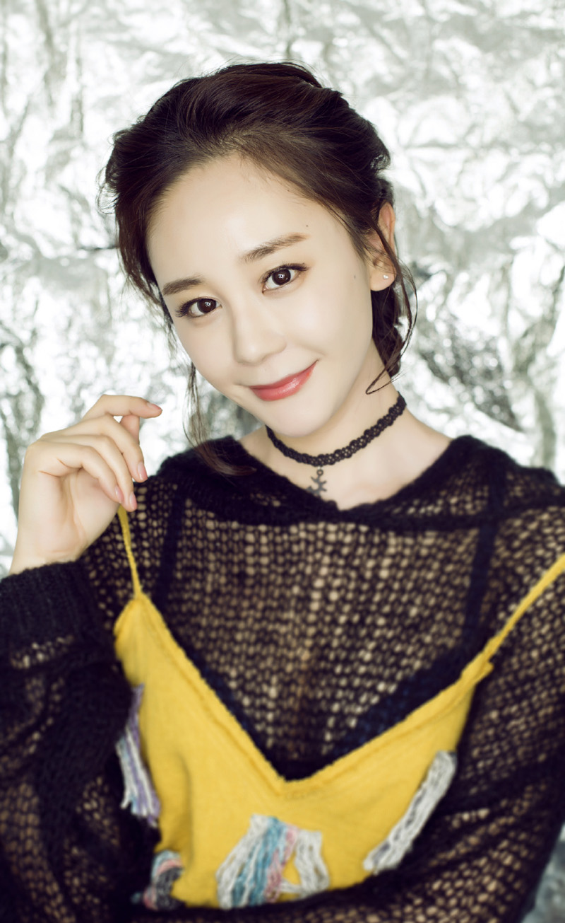 中国内地南省郑州女演员海陆甜美俏丽时尚写真图片图片