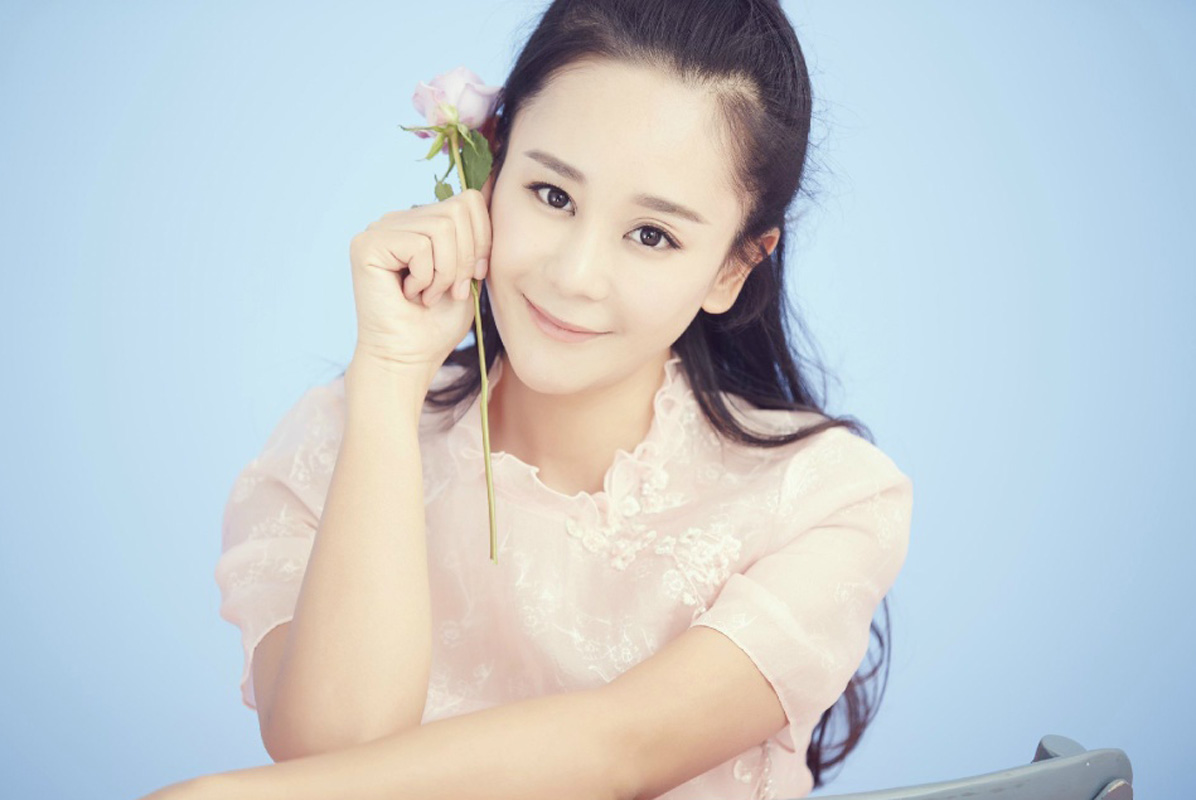 中国内地南省郑州女演员海陆清雅秀丽写真图片图片
