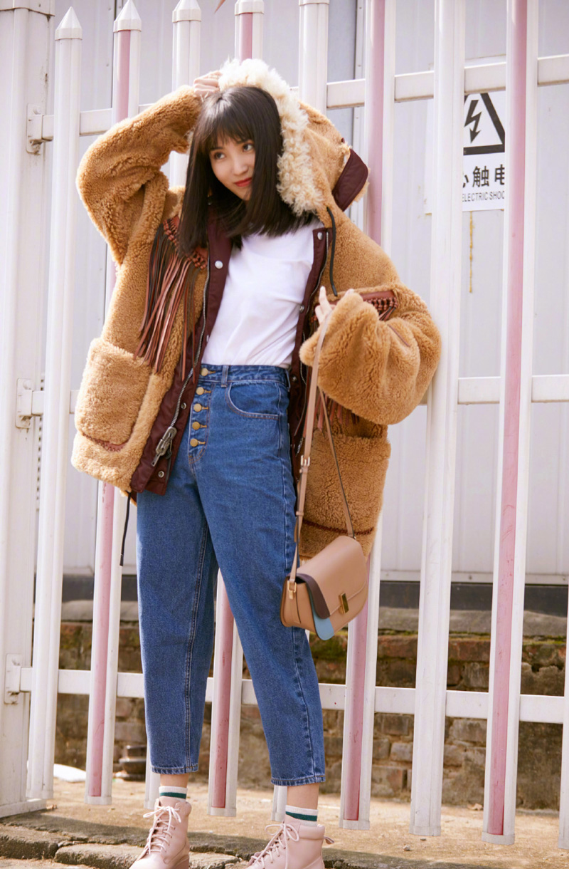 子璇图片