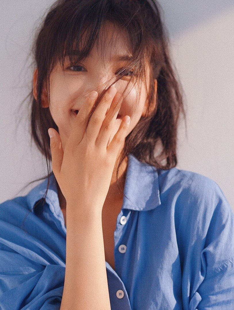 高清女明星模特章若楠甜美时尚封面写真图片图片