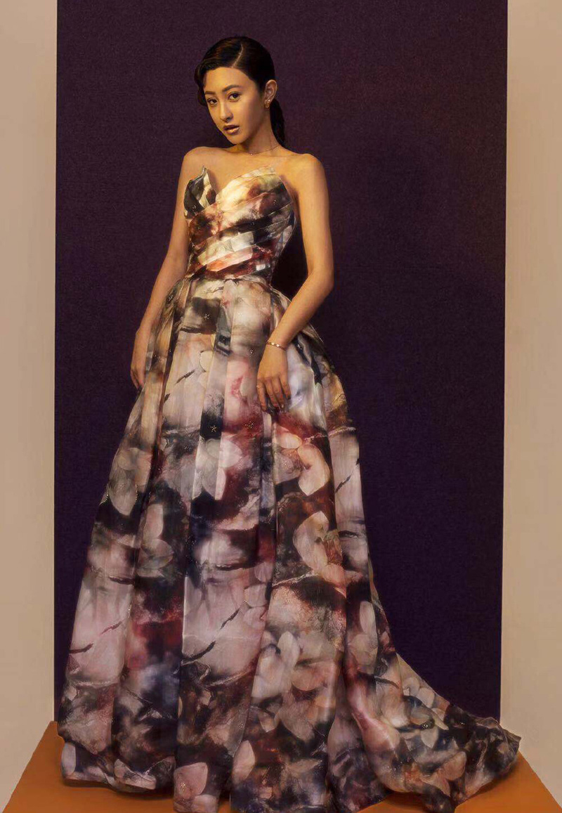 高清上海美女朱圣祎妩媚复古时尚写真大片图片