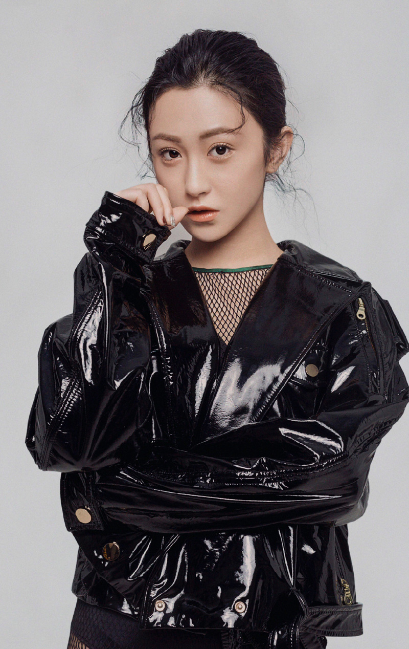 高清上海美女朱圣祎白嫩性感私房写真图片图片