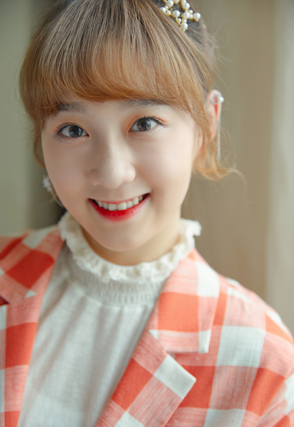中国内地湖南女歌手李子璇霸气十足写真图片图片